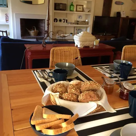 Lisbon Surf فندق مبيت وإفطار كوستا دا كاباريكا