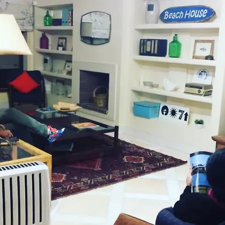 فندق مبيت وإفطار Lisbon Surf *