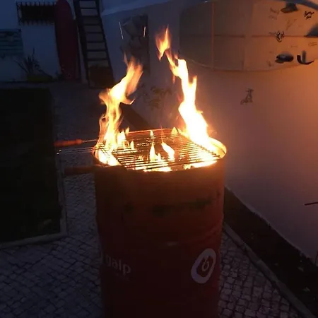 Lisbon Surf فندق مبيت وإفطار