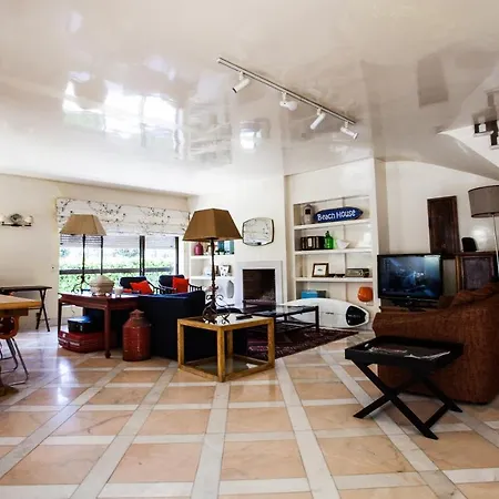 Lisbon Surf فندق مبيت وإفطار