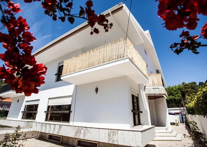 Bed and Breakfast Lisbon Surf *