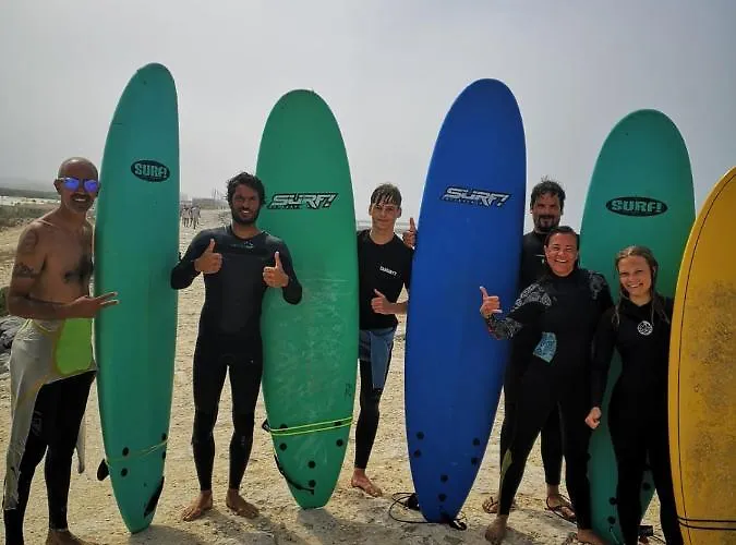 Lisbon Surf Bed and Breakfast